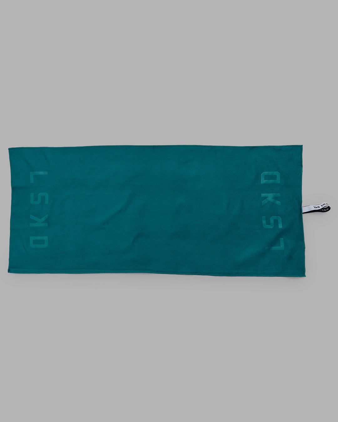 Perform Microfibre Lightweight Towel Medium - Blue Coral