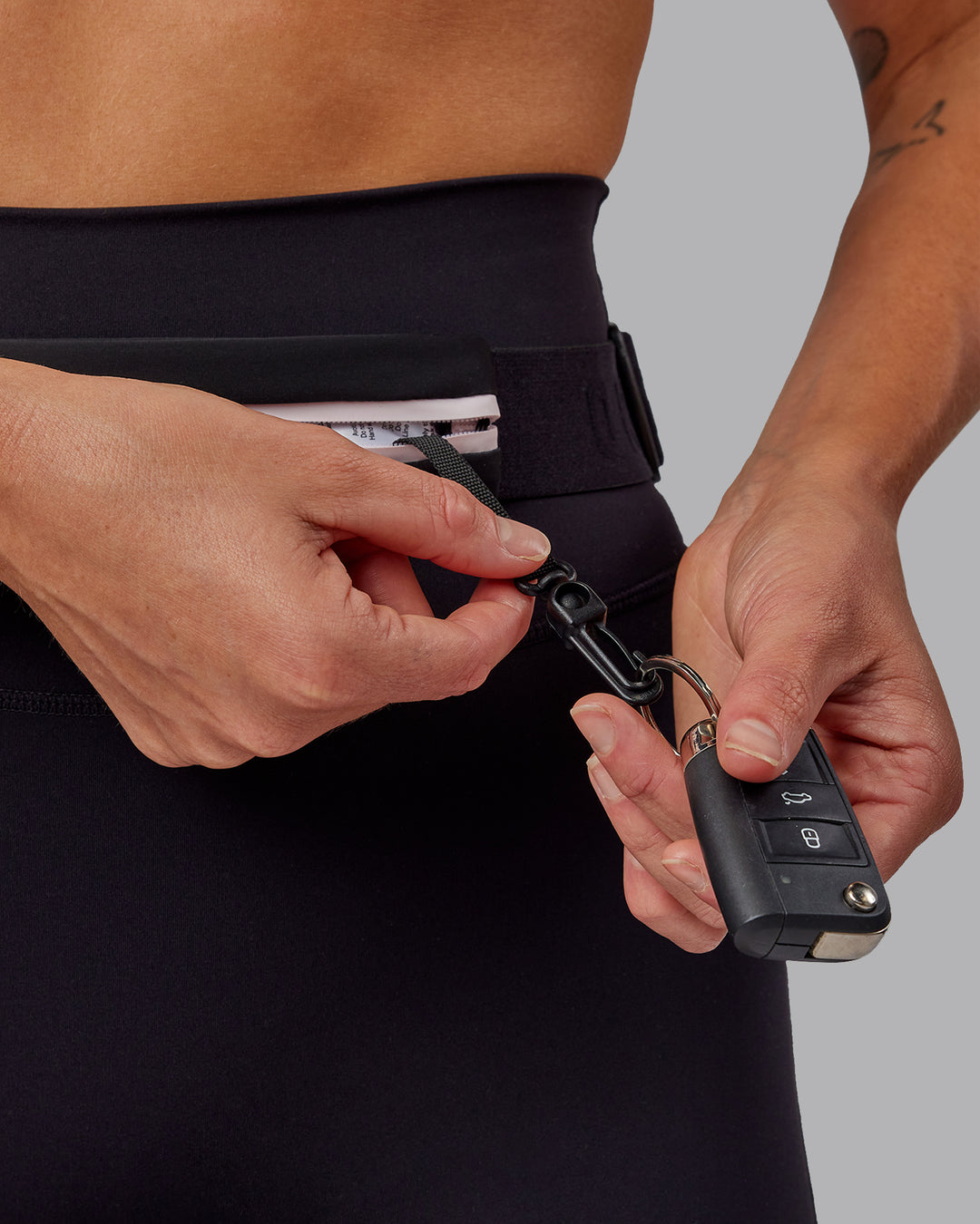 Rep Running Belt 2.0 - Black-Festival Bloom - view 3