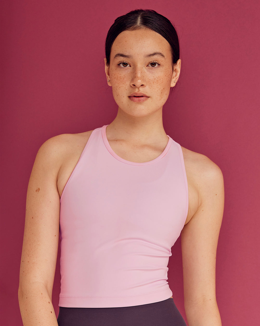 Woman wearing Flow Performance Tank 2.0 - Marshmallow | Model:Paradise | Size:S - view 1