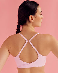 Woman wearing Twist Sports Bra - Marshmallow | Model:Paradise | Size:S