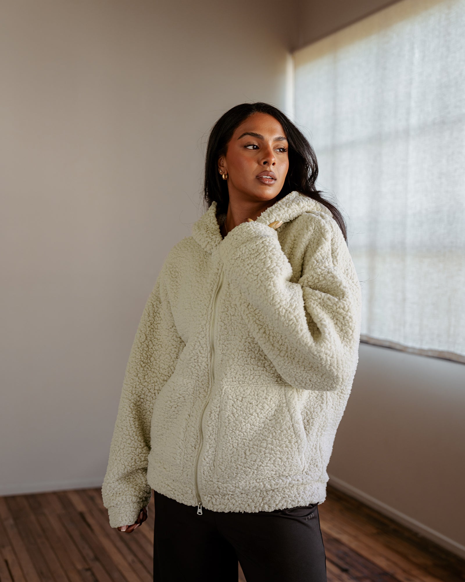 Woman wearing Sherpa Oversized Jacket - Shale Beige | Size:S