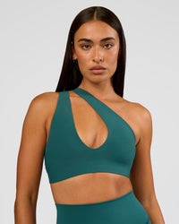 Woman wearing Bend & FLX Plunge Sports Bra - Transformative Teal | Model:Ruby | Size:S