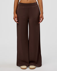 Woman wearing CF Elevate SoftTouch Pintuck Wide Leg Pant - Hot Chocolate | Model:Jordan | Size:S