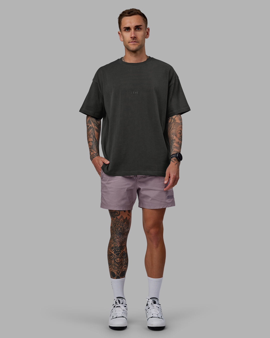 Man wearing Daily 5" Shorts - Grey Purple