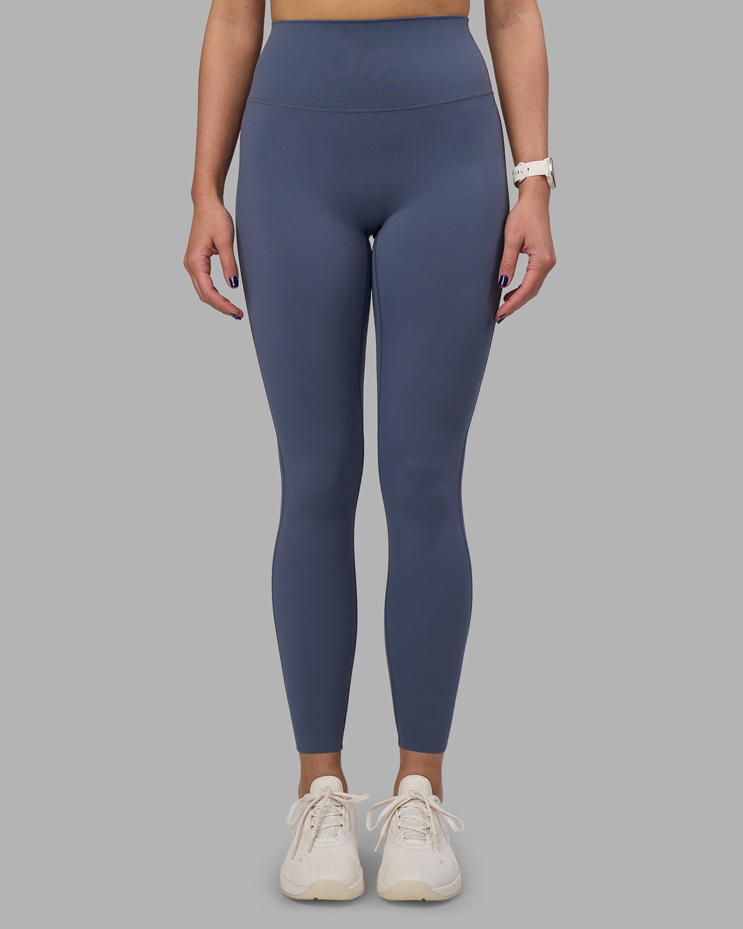 Woman wearing Elixir Ultra High-Rise Full Length Legging - Night Shadow | Model:Phoebe | Size:S