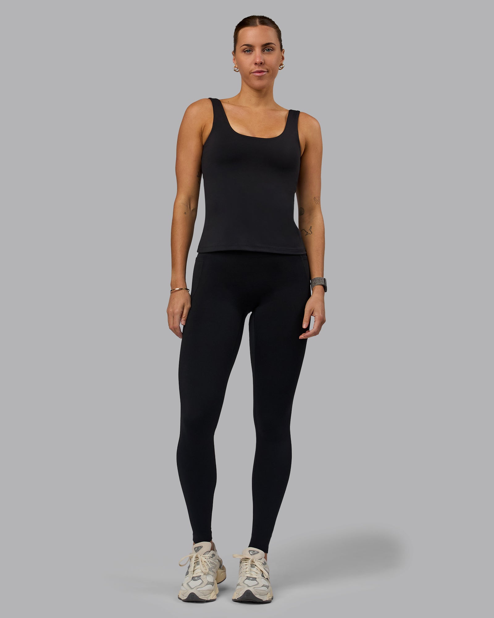 Woman wearing Elixir Ultra High-Rise Tall Legging Pockets - Black