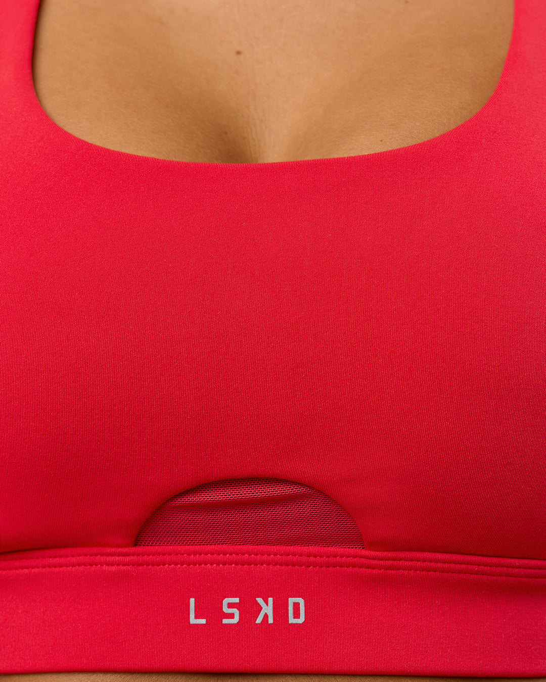 Woman wearing Fast Track Sports Bra Scarlet | Model:Bianca | Size:S |