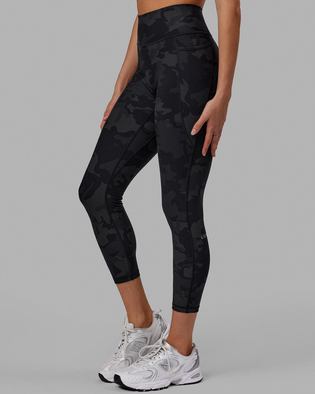 Fusion 7/8 Length Tights - Black Camo