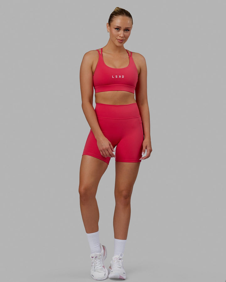 Woman wearing Fusion Mid Short Tights - Raspberry