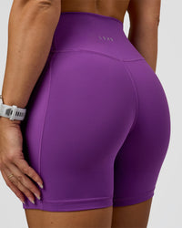 Woman wearing Fusion Ultra High-Rise 6" Short Pockets - Fresh Purple | Model:Summer | Size:S