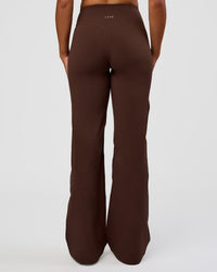 Woman wearing Fusion V-Contour High-Rise Tall Pant - Hot Chocolate | Model:Rosie | Size:S