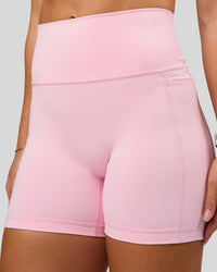 Woman wearing Fusion V-Contour Ultra High-Rise 4” Short Pockets - Marshmallow | Model:Summer | Size:S