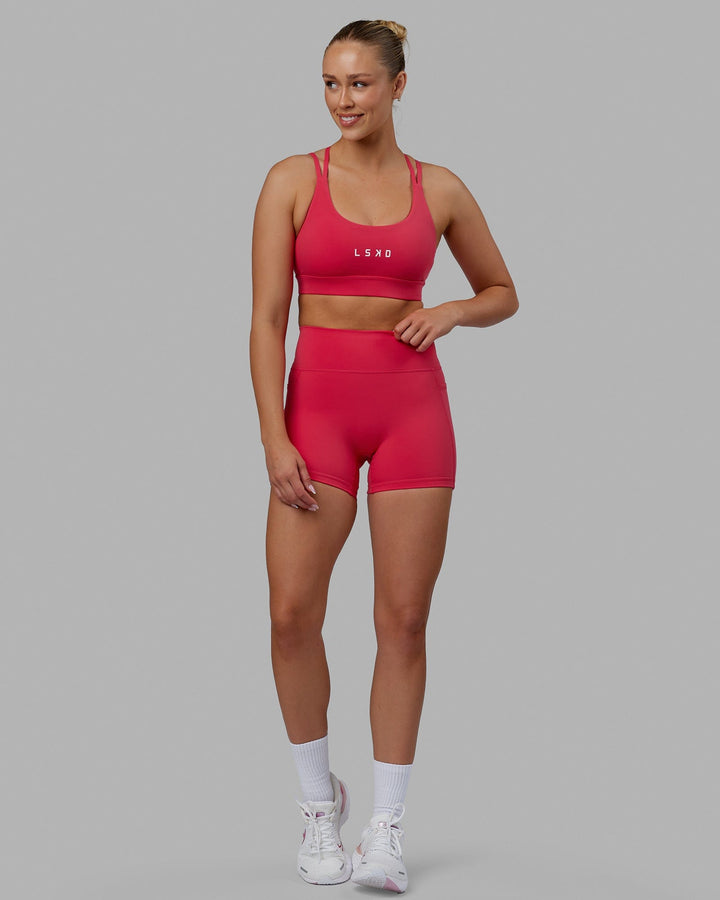 Woman wearing Fusion X-Short Tights - Raspberry
