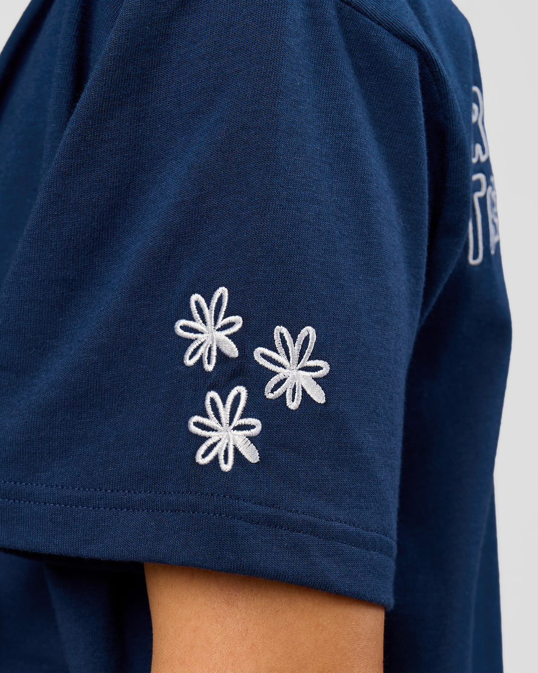 Woman wearing GG Heavyweight Oversized Tee - Future Navy | Model:Grace | Size:S