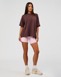 Woman wearing Go-To FLXCotton Oversized Tee - Cocoa Powder-White | Model:Bianca | Size:S