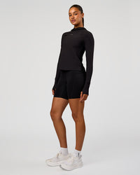 Woman wearing On the Run Long Sleeve - Black | Model:Rosie | Size:S