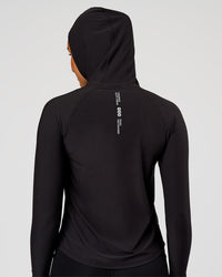 Woman wearing On the Run Long Sleeve - Black | Model:Rosie | Size:S