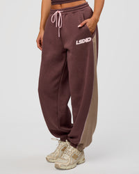 Woman wearing Power Play Stitch Up Fleece Sweat Pant - Cocoa Powder-Marshmallow | Model:Bianca | Size:S