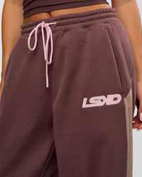 Woman wearing Power Play Stitch Up Fleece Sweat Pant - Cocoa Powder-Marshmallow | Model:Bianca | Size:S
