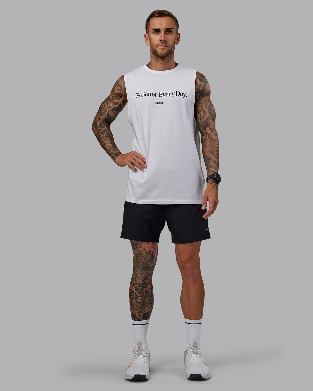 Man wearing Rep 5&quot; Lined Performance Shorts in Black | Size:S
