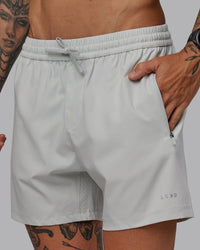 Man wearing Rep 5'' Performance Short in Digital Mist | Size:S