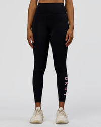 Woman wearing Rep Ultra High-Rise 7/8 Legging Pockets - Black-Marshmallow | Model:Rosie | Size:S