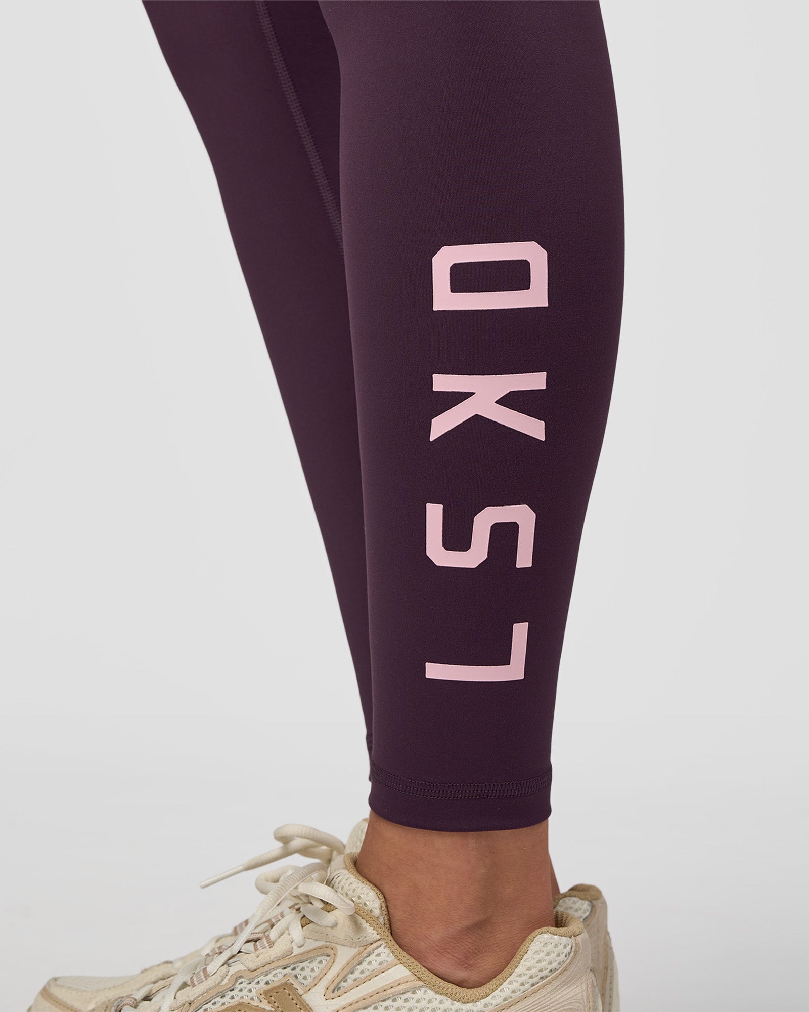 レッグウェア papier Hope you like leggins Rep Ultra High-Rise Full Length Legging Pockets - Midnight Plum