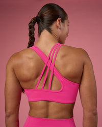 Woman wearing Stamina Rise Sports Bra - Ultra Pink | Model:Hannah | Size:S