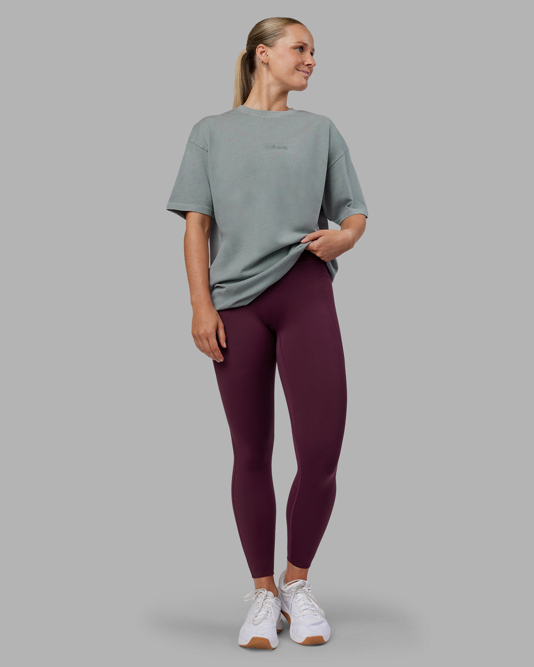 Woman wearing Stream Washed Heavyweight Oversized Tee - Washed Circular Grey | Model:Neve | Size:S
