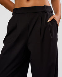 Woman wearing StretchShift Wide Leg Pant - Black | Model:Ruby | Size:S