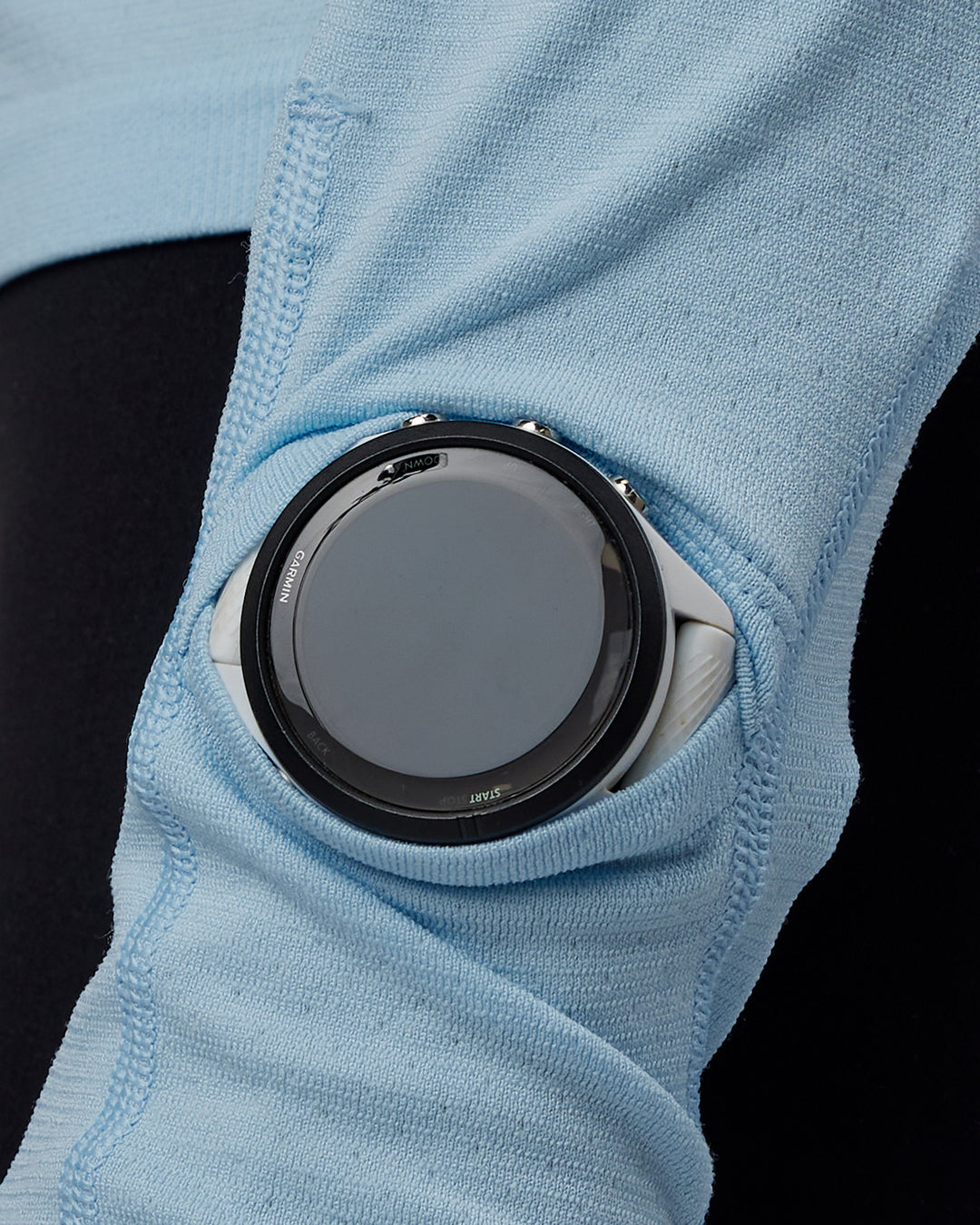 Woman wearing AeroFLX+ Long Sleeve Half Zip - Glacial Blue/Glacial Blue | Model:Paris | Size:S