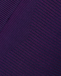 Woman wearing Seamless Fabric Future Navy-Ultra Fuchsia