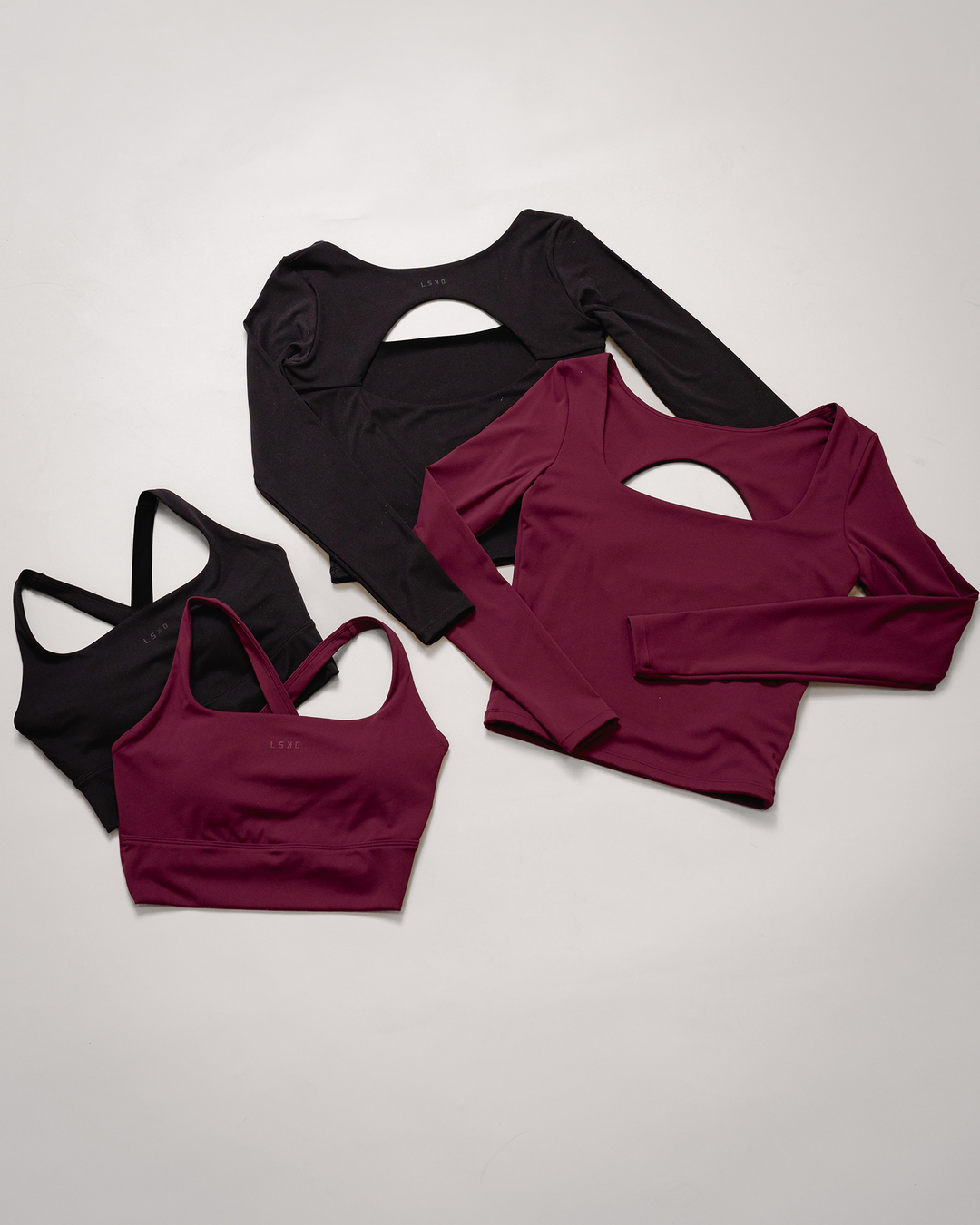 Flatlay Twist Long Line Sports Bra - Black