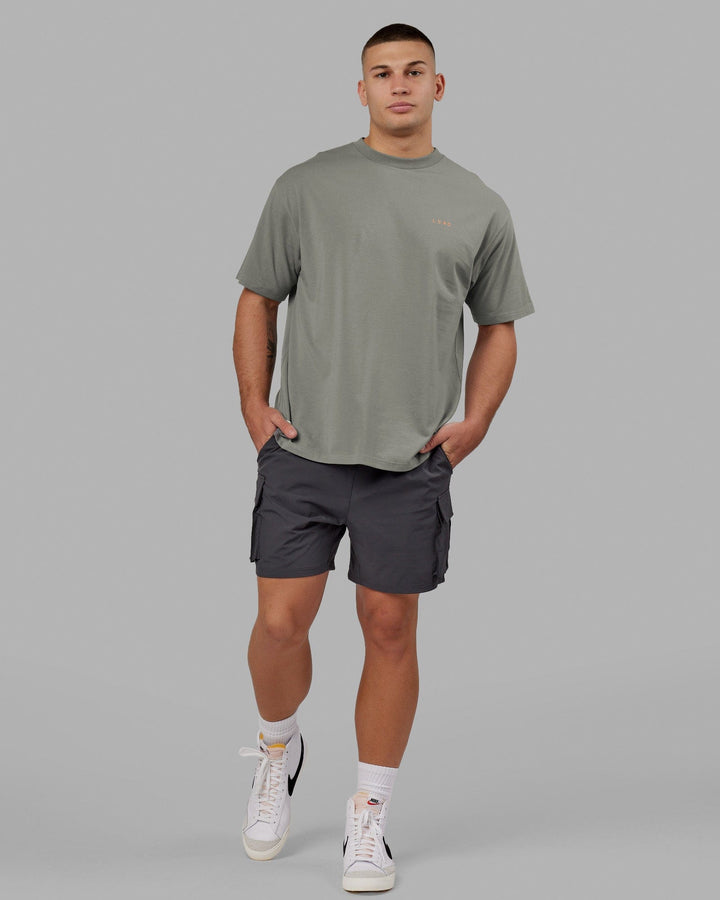 Man wearing Unisex VS4 FLXCotton Tee Oversize - Graphite-Tangerine