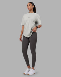 Woman wearing Be Yourself FLXCotton Tee Oversize - Circular Grey Washed-Violet | Model:Rhiley | Size:XS