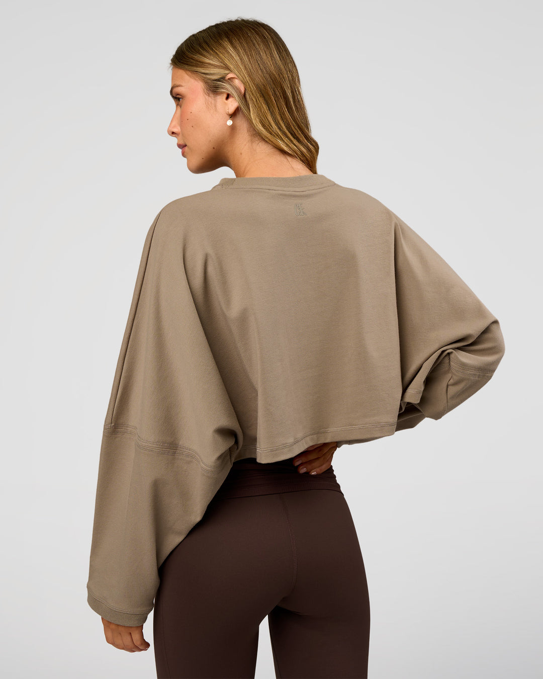 Woman wearing CF Street Surge Long Sleeve Tee - Taupe Ash | Model:Leilani | Size:XS - view 9