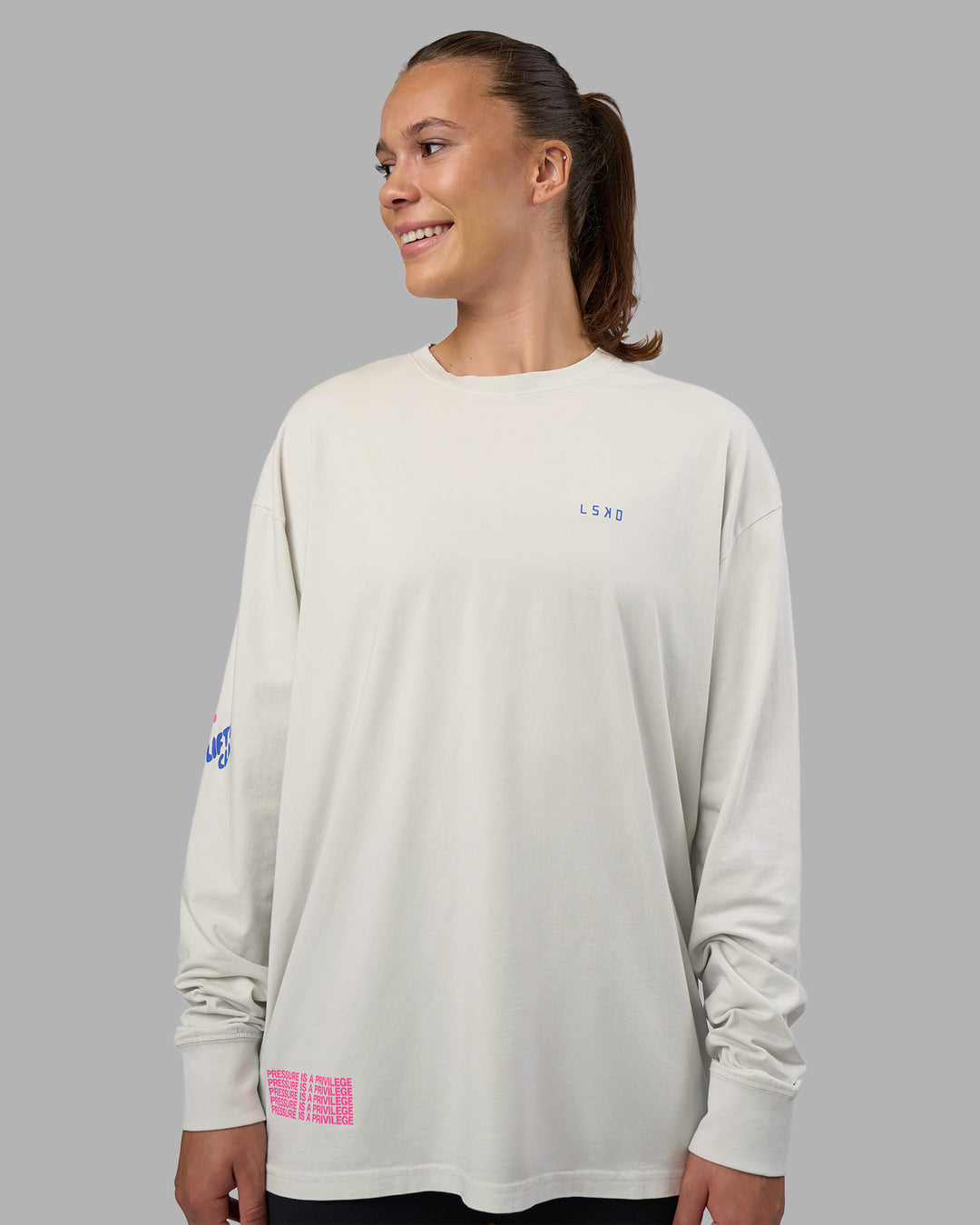 Woman wearing Cali FLXCotton Oversized Long Sleeve Tee - Digital Mist Washed | Model:Charlize | Size:XS