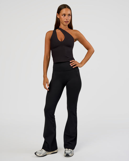 Fusion Ultra High-Rise Flared Petite Legging Pockets - Black | LSKD