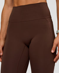 Woman wearing Fusion Ultra High-Rise Full Length Legging Pockets - Hot Chocolate | Model:Maja | Size:XS