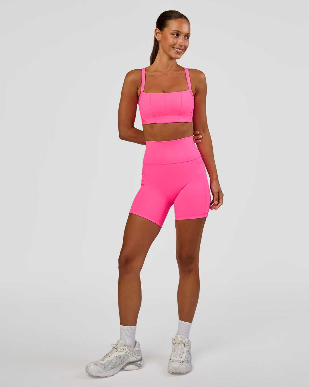 Fusion V-Contour Ultra High-Rise 6" Short Pockets - Sugar Plum