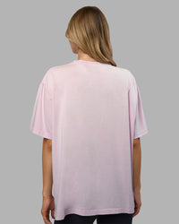 Woman wearing Go-To FLXCotton Oversized Tee - Fair Orchid Washed | Model:Leilani | Size:XS