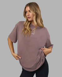 Woman wearing Go-To FLXCotton Oversized Tee - Peppercorn Washed | Model:Leilani | Size:XS