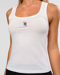 Woman wearing Go-To FLXCotton Scoop Neck Tank in White-Black | Model:Issy | Size:XS | Thumbnail Index: 8