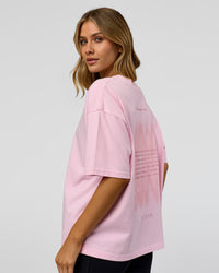 Woman wearing Memory in Motion Heavyweight Boxed Tee - Marshmallow Washed | Model:Leilani | Size:XS