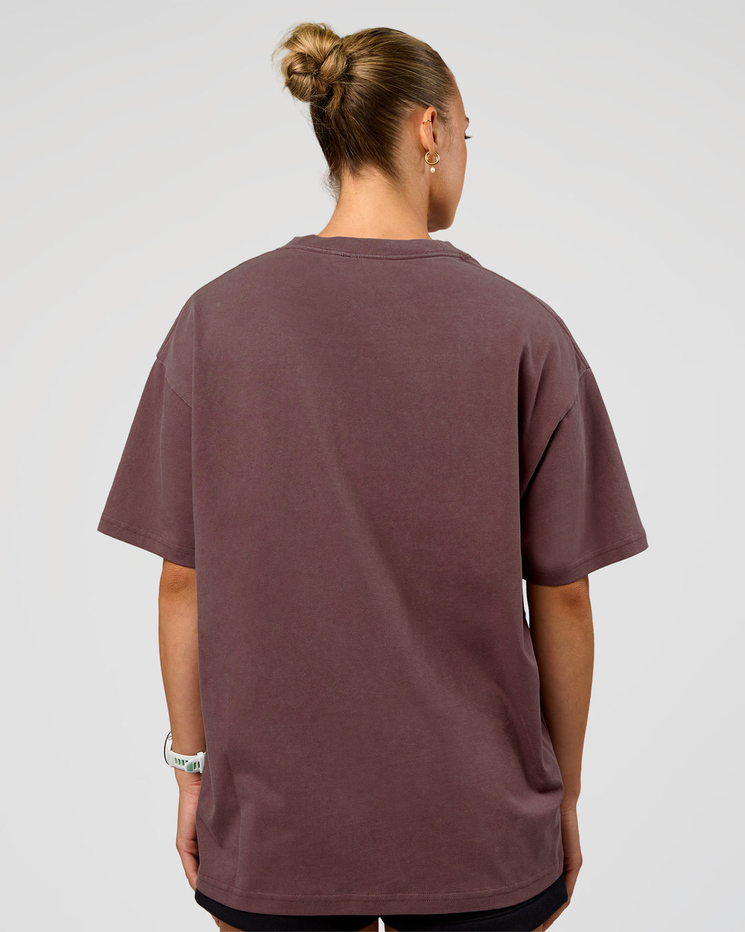Woman wearing Offset Heavyweight Unisex Oversized Tee - Cocoa Powder-Cocoa Powder | Model:Maja | Size:XS - view 6