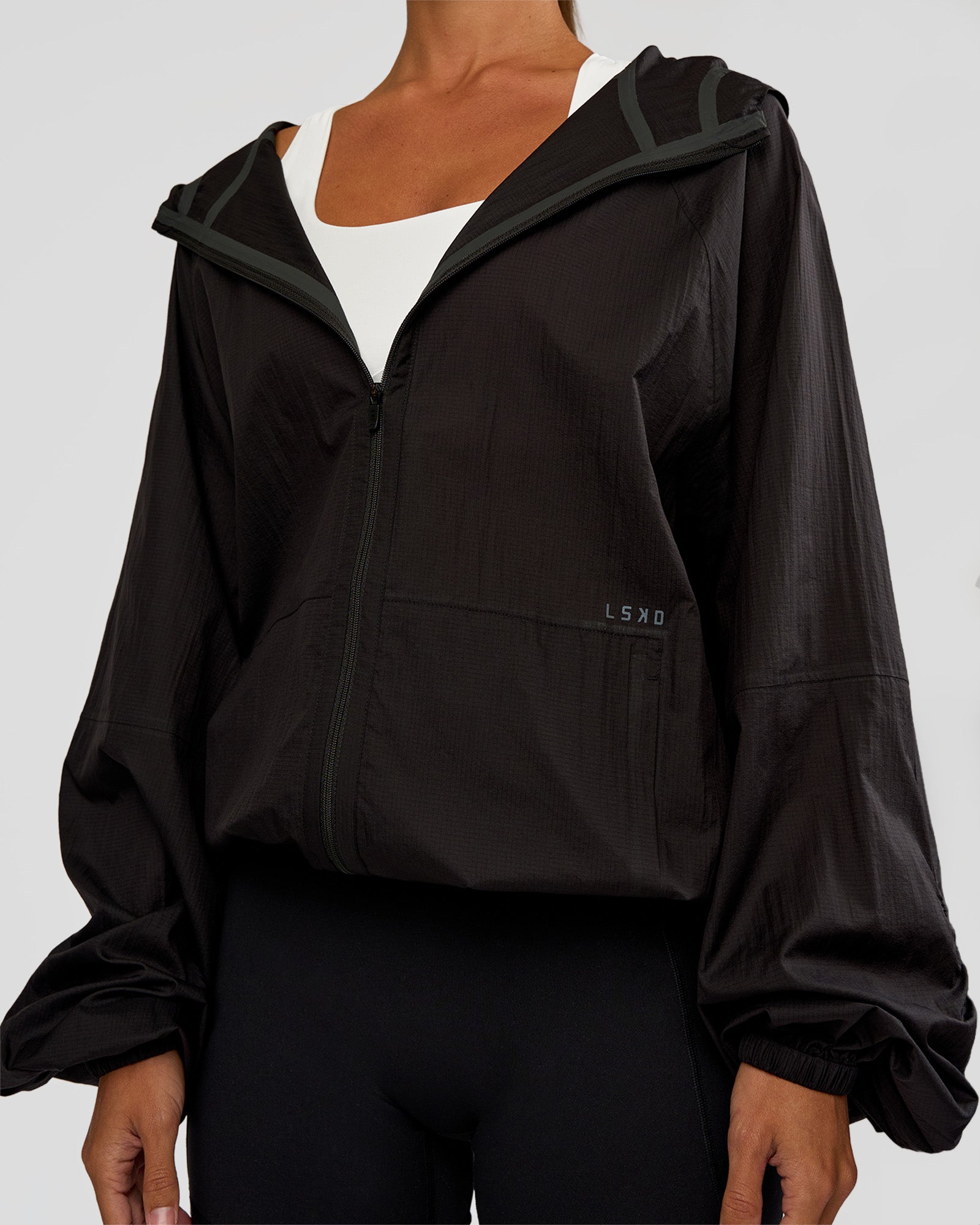 Run Light Jacket - Black | LSKD