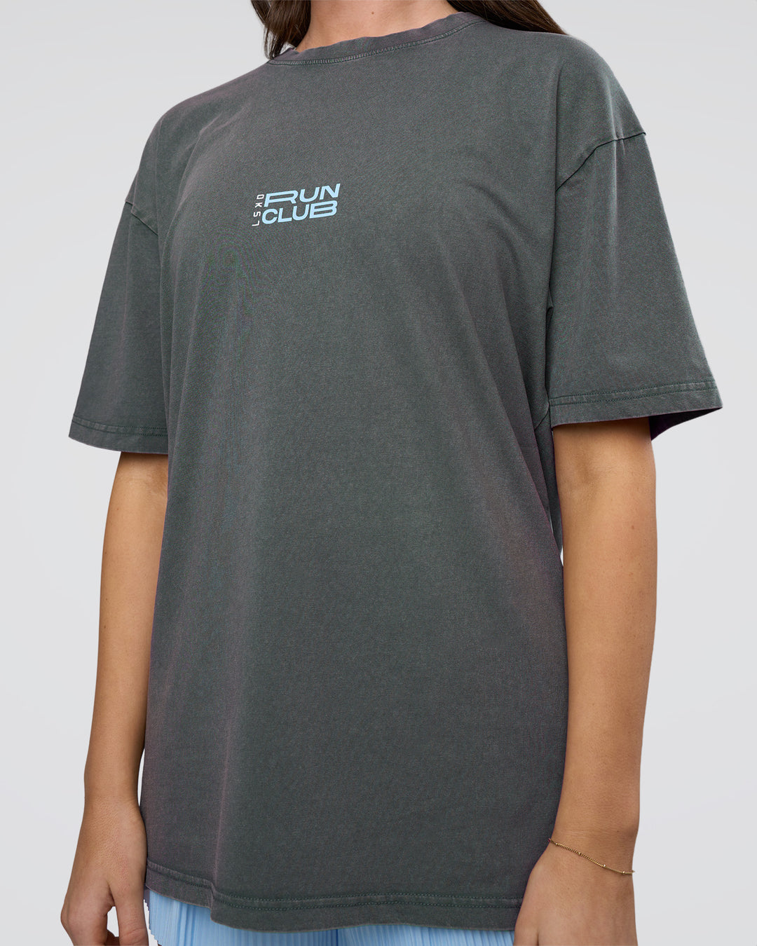 Woman wearing Runner&