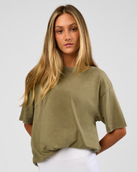 Woman wearing Shadow Mode FLXCotton Oversized Tee - Walnut Grey Washed | Model:Georgia | Size:XS