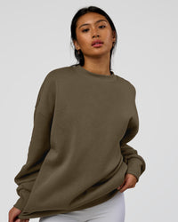 Woman wearing Shadow Mode Oversized Sweater - Walnut Grey | Model:Alex | Size:XS