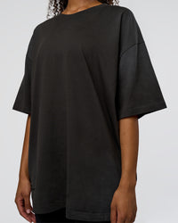 Woman wearing Spray Heavyweight Unisex Oversized Tee - Charcoal Washed | Model:Jordan | Size:S